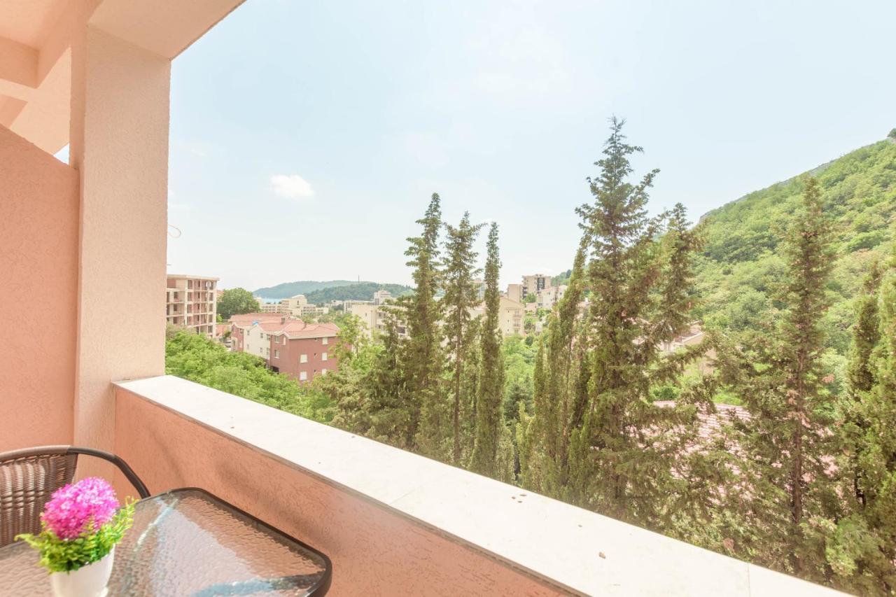 Apartments Elena Budva Buitenkant foto